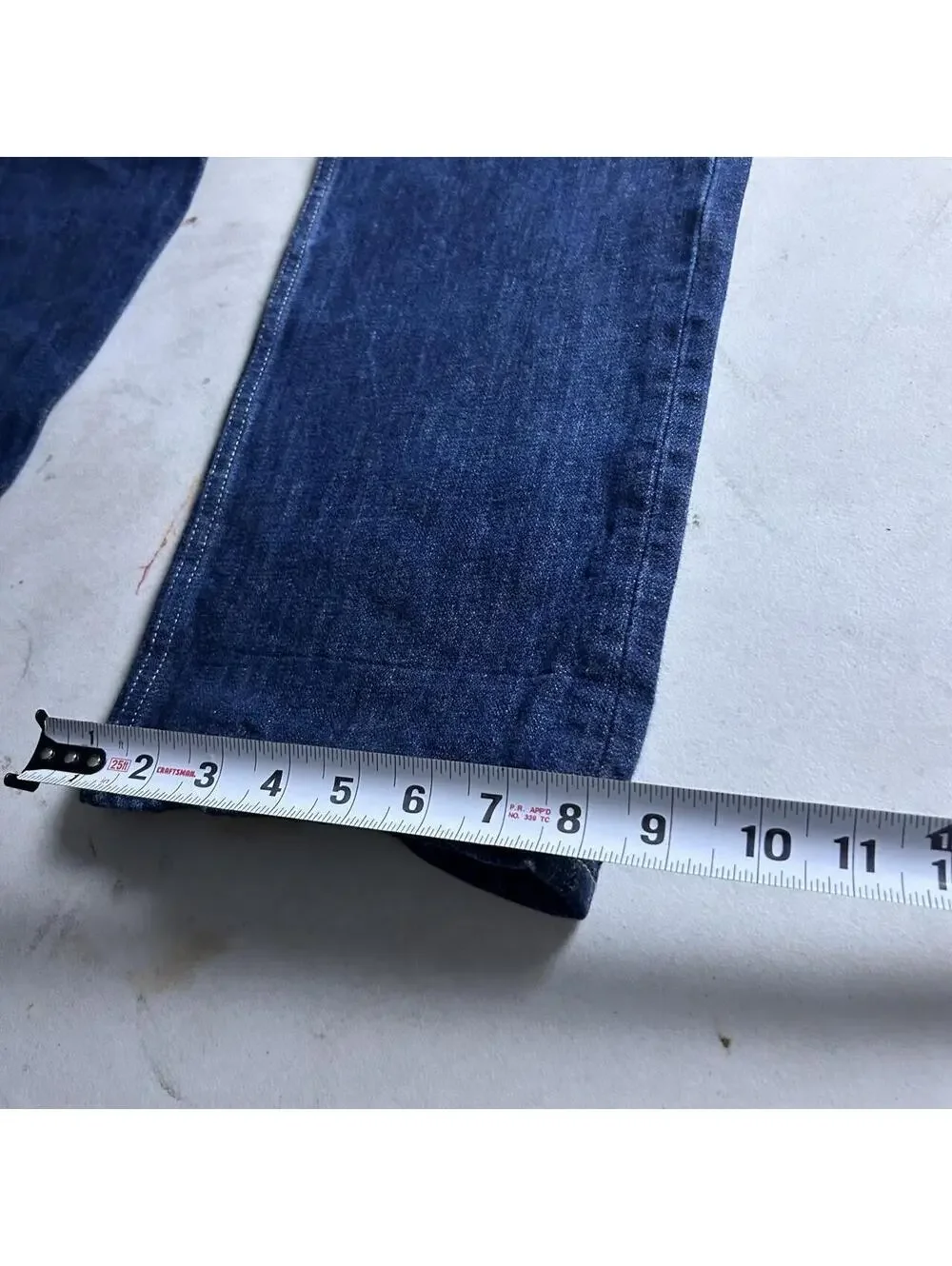 90’s Vintage Looking Grunge Alternative 501 Levi’s Button Fly Loose Jeans